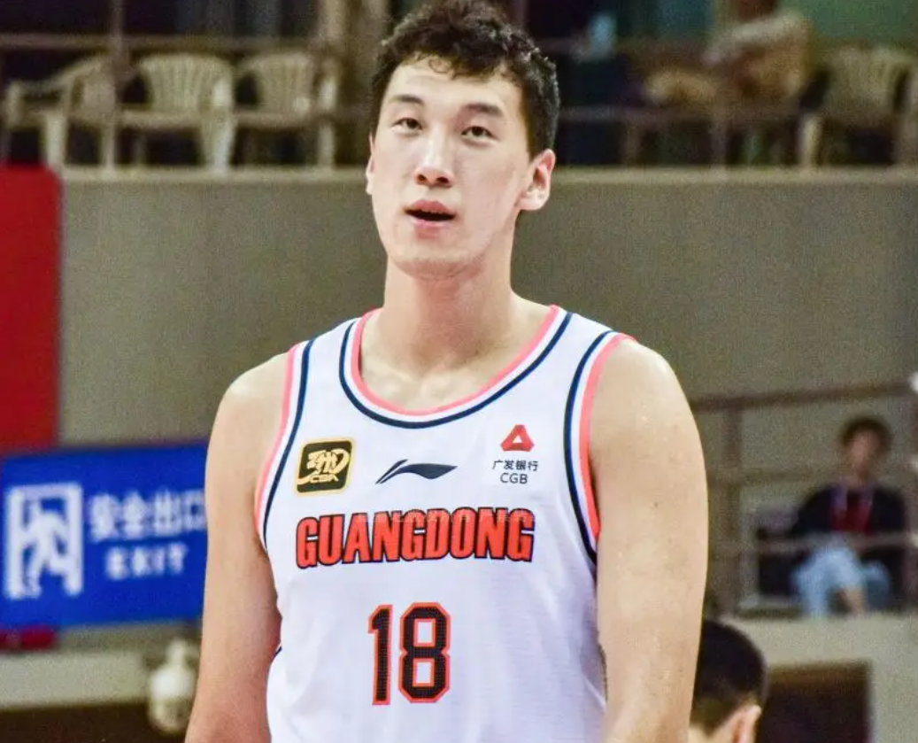 王洪泽依然